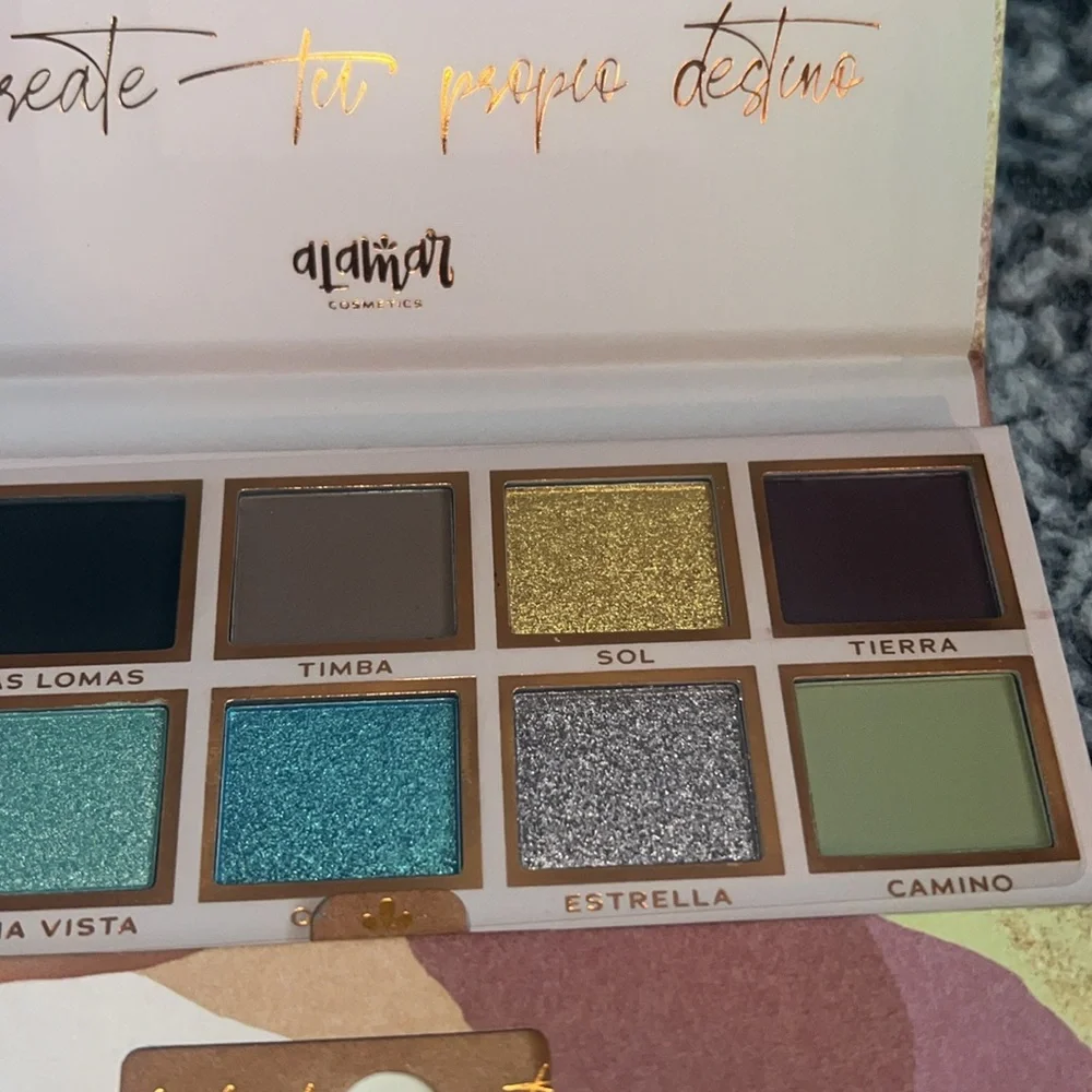 Makeup NEW Alamar Destino Eyeshadow Palette- gorgeous colors